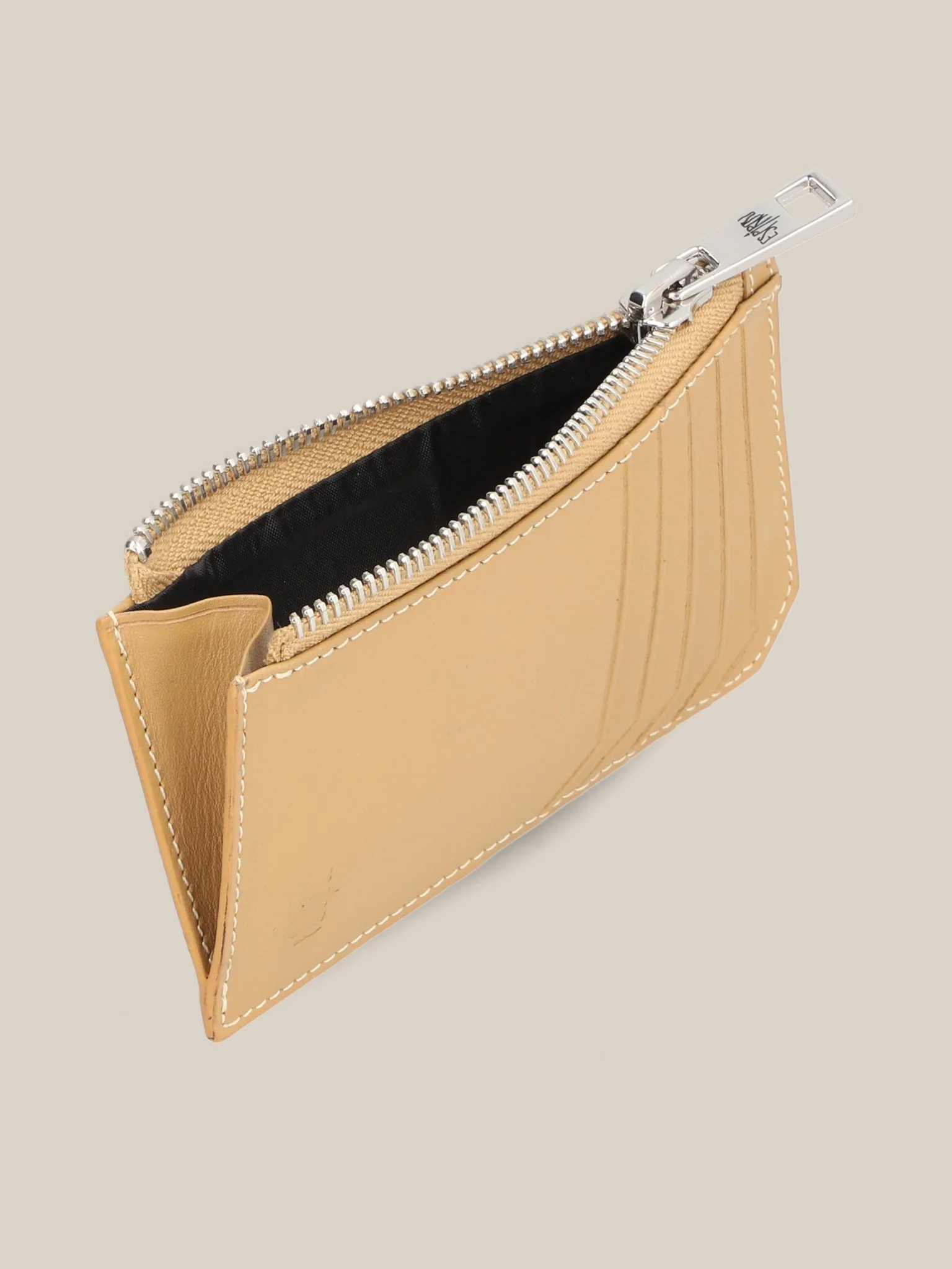Desierto Card Holder - US - Image 4